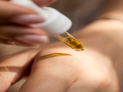 Ceramide AP: Harta Ganda untuk Penjagaan Kulit dan Ubat